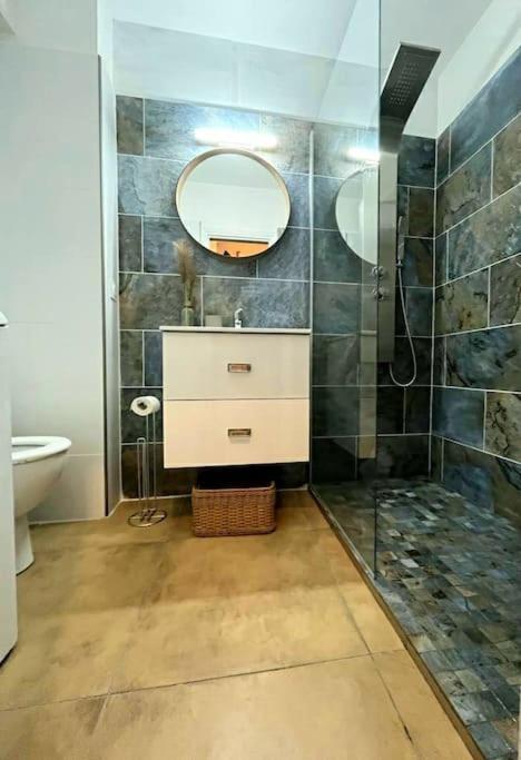 Appartement+loggia 80m De La * La Grande Motte