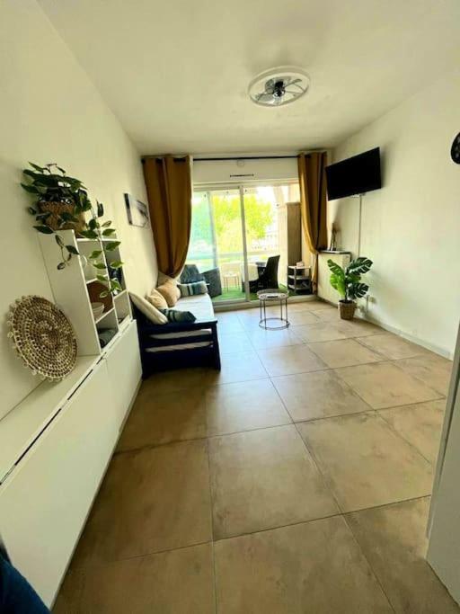 Appartement+loggia 80m De La Appartement