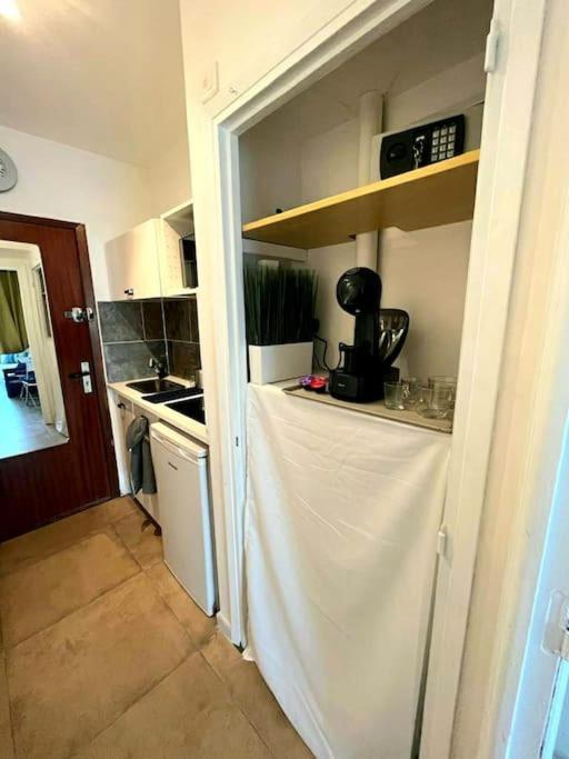 Appartement+loggia 80m De La Appartement