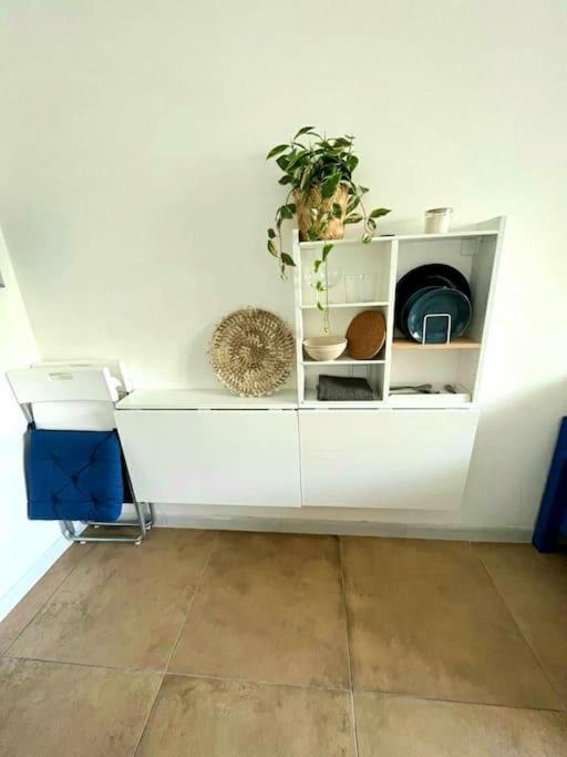 Appartement+loggia 80m De La