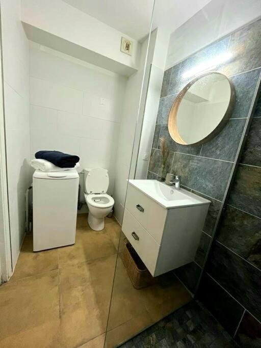 Appartement+loggia 80m De La * La Grande Motte